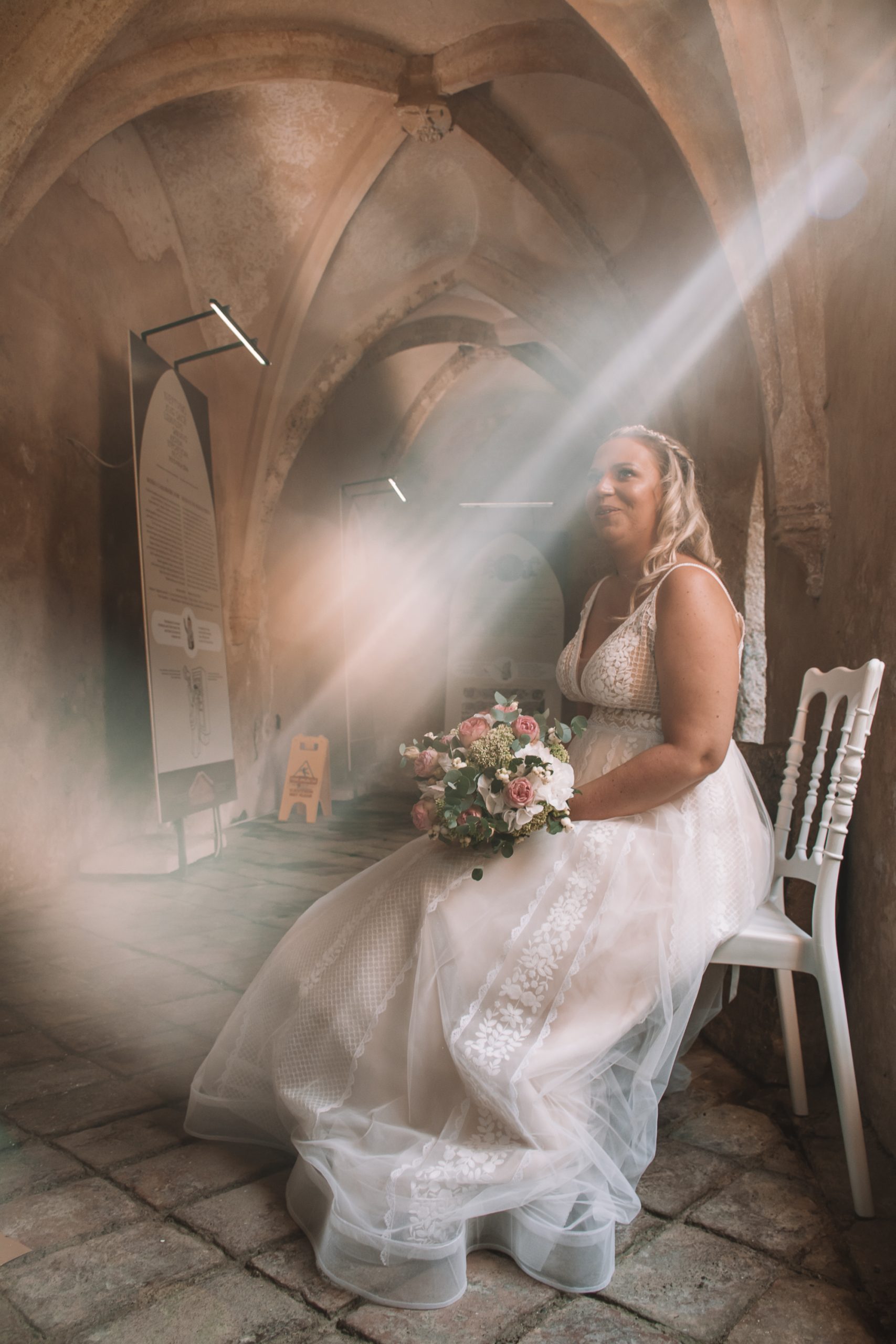 Poročni fotograf – Grad Bistra – poročno fotografiranje